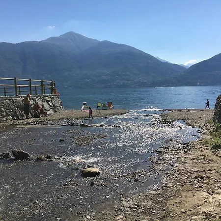 Lario View * Acquaseria