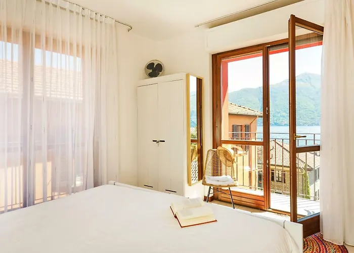 Lario View * Acquaseria